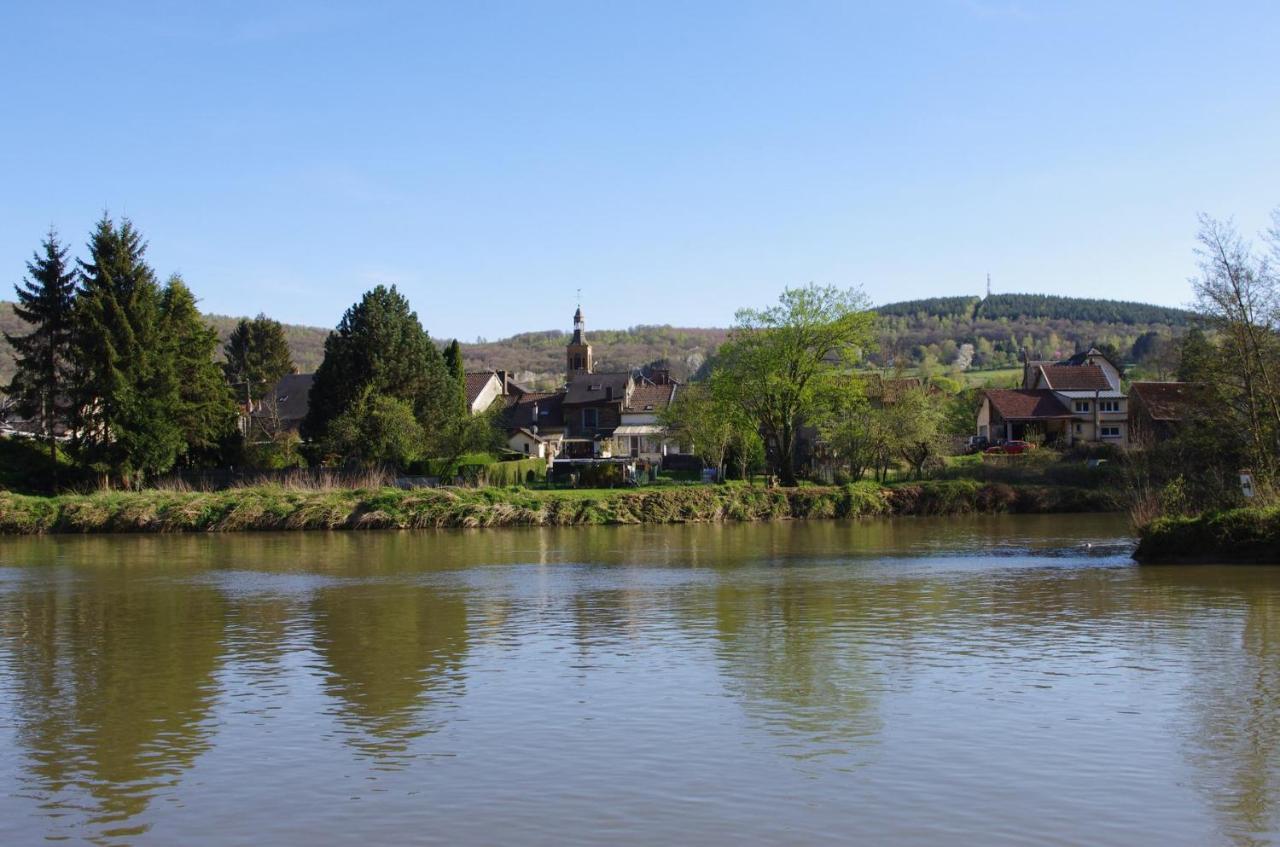 Le Doux Rivage, Proche De Charleville, Jardin Et Acces A La Voie Verte Joigny-sur-Meuse Exterior foto